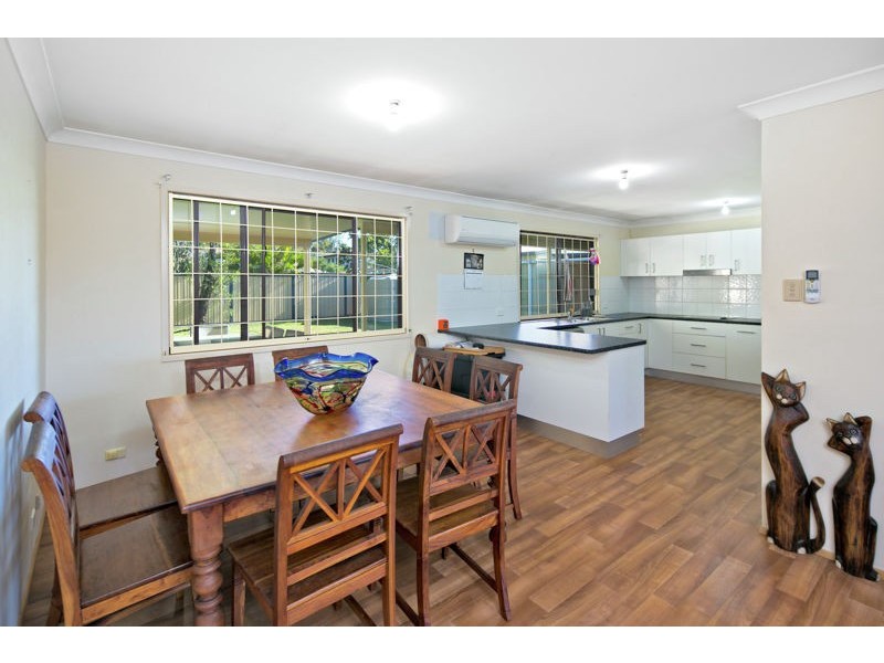 29 Anita st., Redland Bay QLD 4165