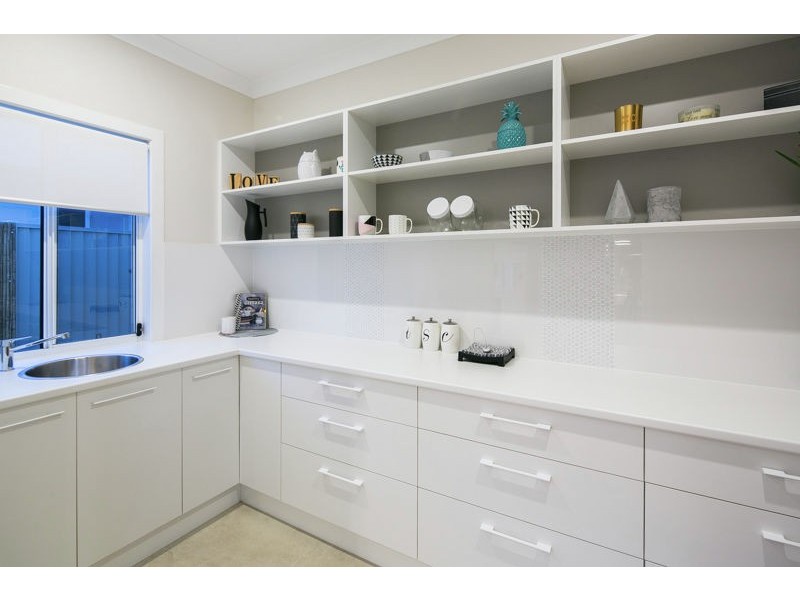 16 Capella Drive, Redland Bay QLD 4165