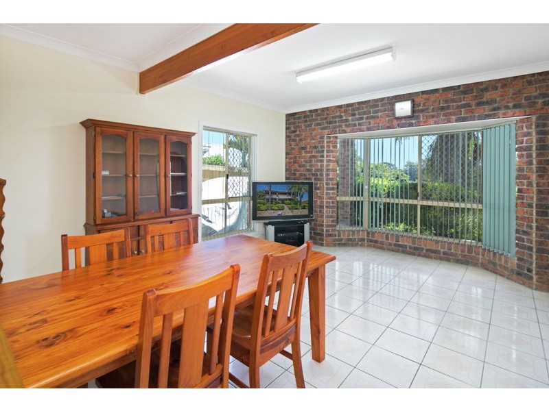 35 Ferndown St, Alexandra Hills QLD 4161