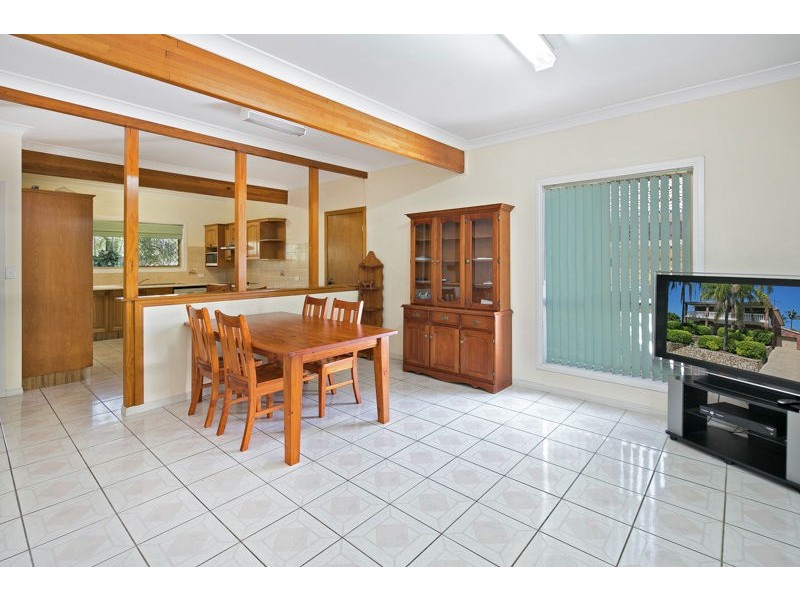 35 Ferndown St, Alexandra Hills QLD 4161
