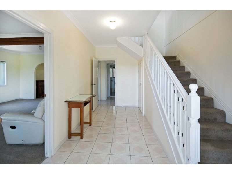 35 Ferndown St, Alexandra Hills QLD 4161