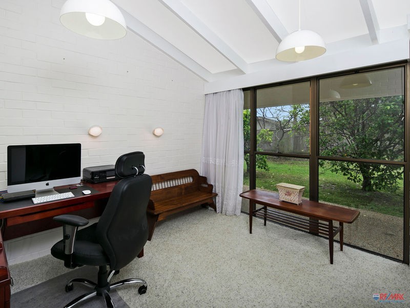 39 Whitehall Avenue, Birkdale QLD 4159