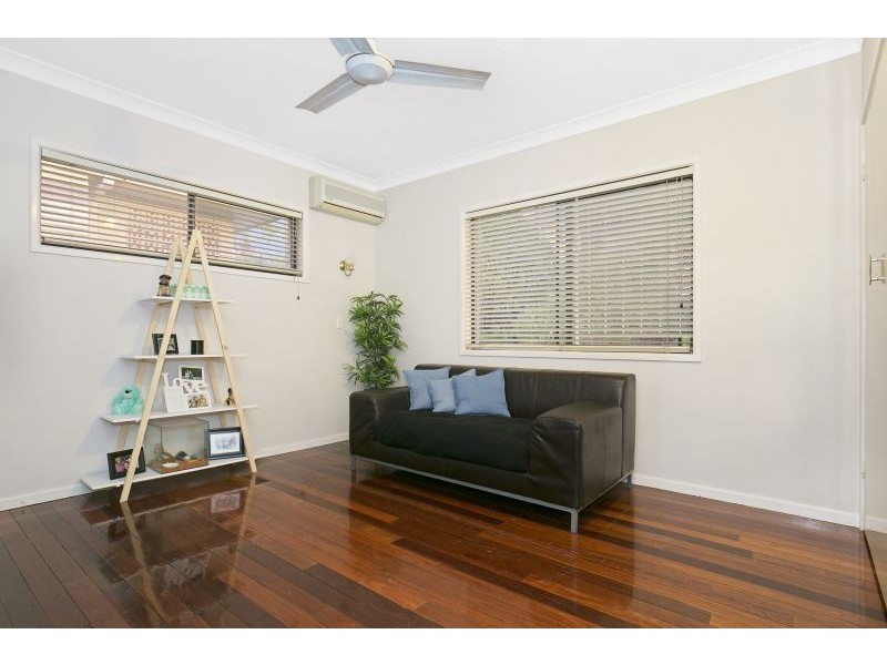 26 INDUS STREET, Camp Hill QLD 4152