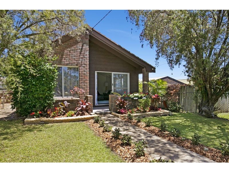16 Oakland Ave, Redland Bay QLD 4165