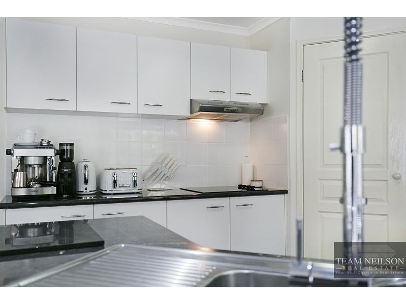 2 Portland Parade, Redland Bay QLD 4165