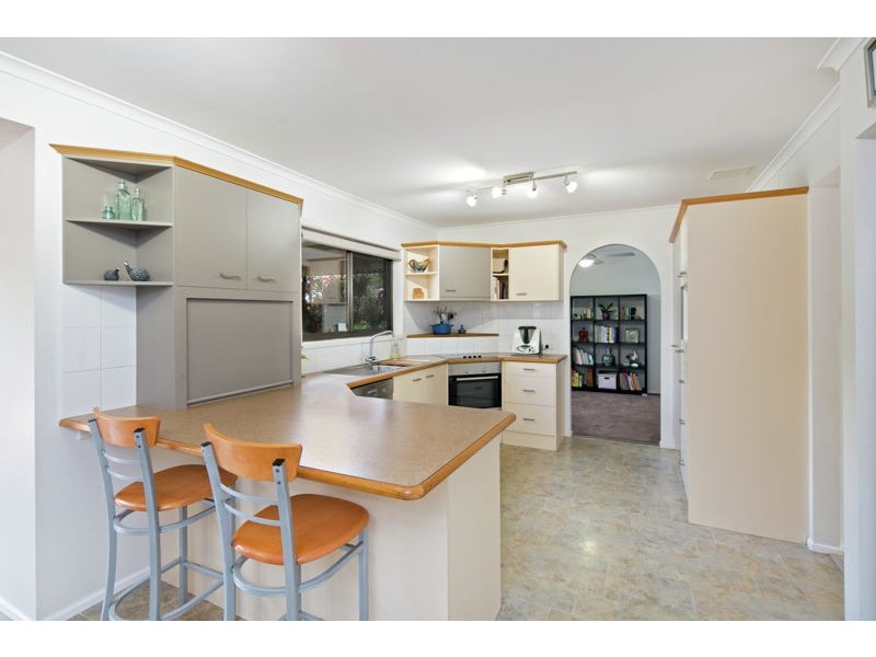 6 Laura Street, Cleveland QLD 4163