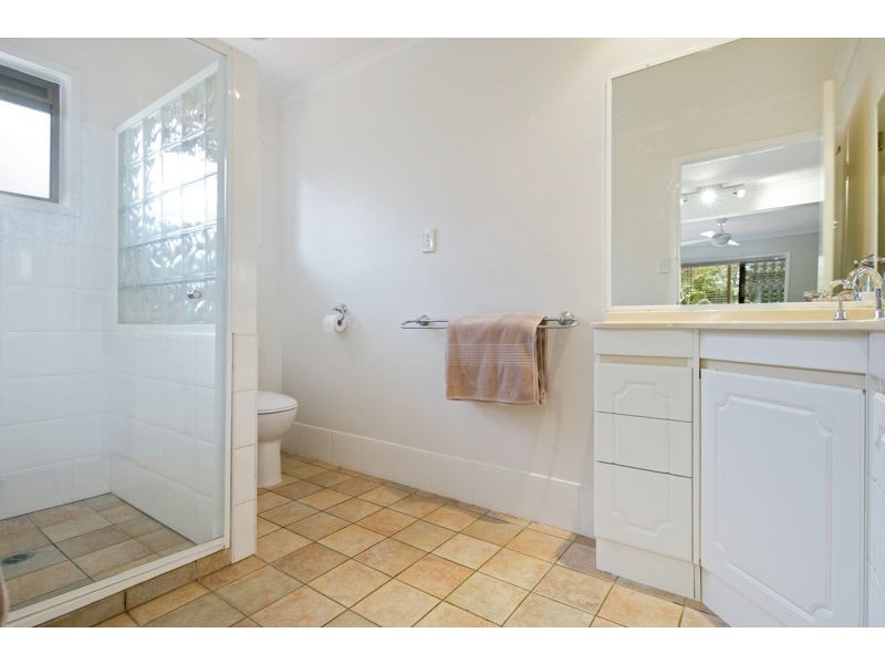 6 Laura Street, Cleveland QLD 4163