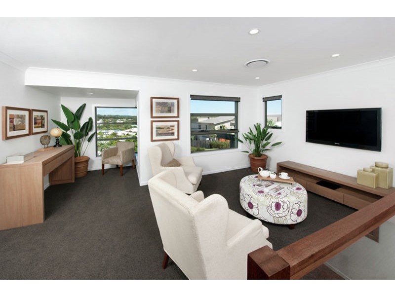 10 Village High Crescent, Coomera Waters QLD 4209