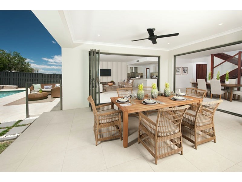 10 Village High Crescent, Coomera Waters QLD 4209