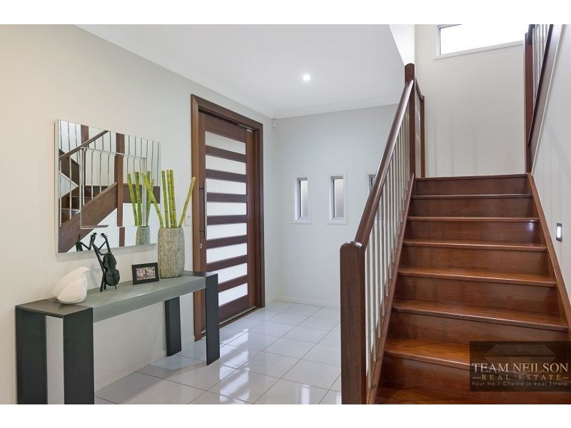 12 Thistle Street, Ormiston QLD 4160