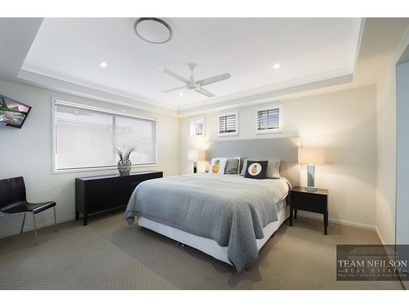 12 Thistle Street, Ormiston QLD 4160