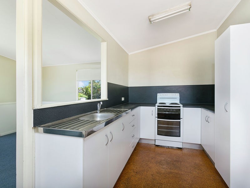 8 ELIZABETH DRIVE, Alexandra Hills QLD 4161