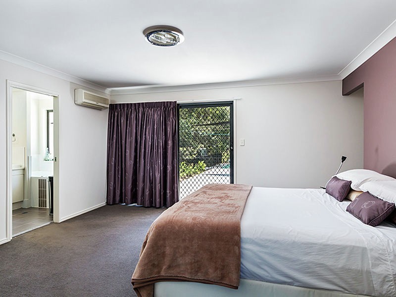 146 Orchard Road, Redland Bay QLD 4165