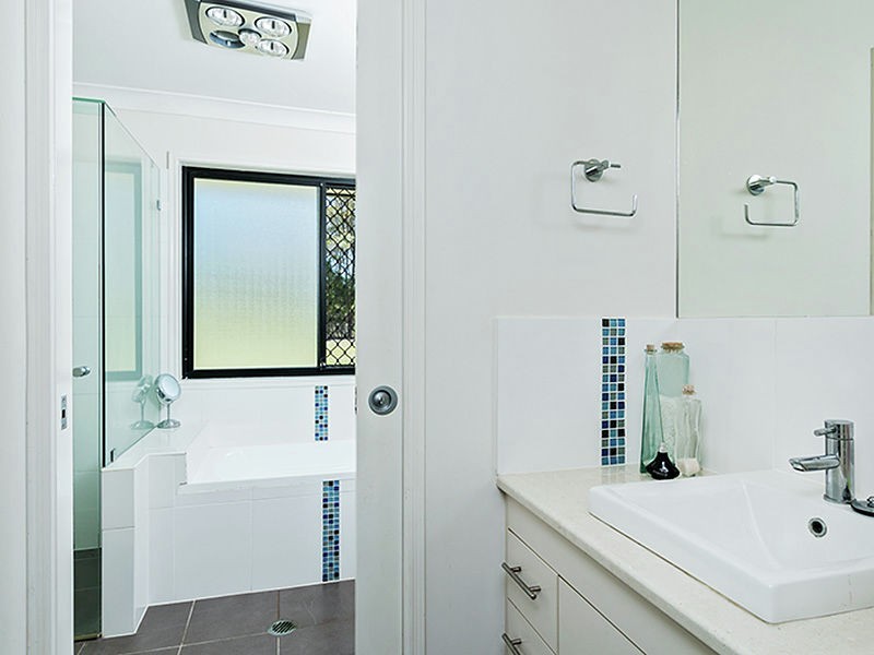 146 Orchard Road, Redland Bay QLD 4165