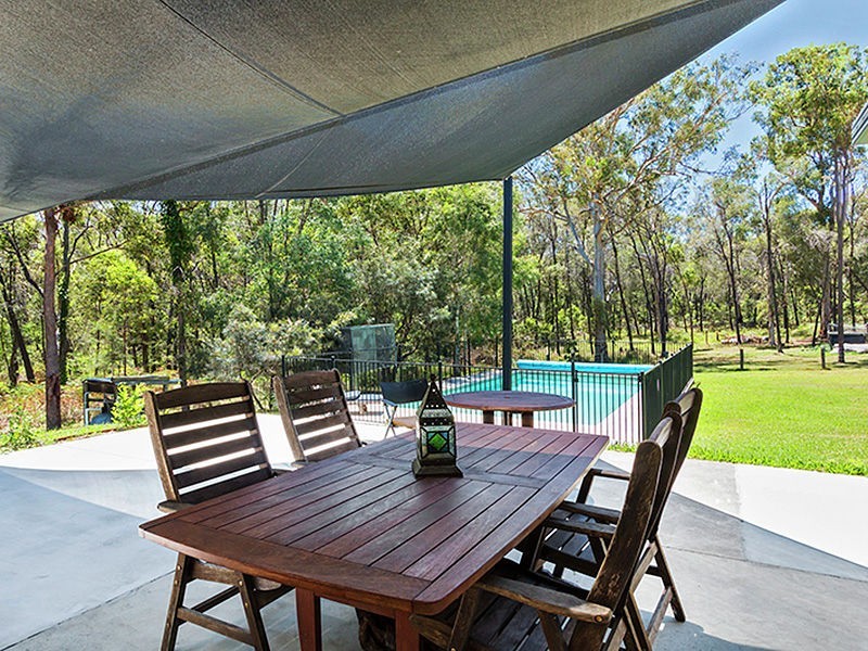 146 Orchard Road, Redland Bay QLD 4165