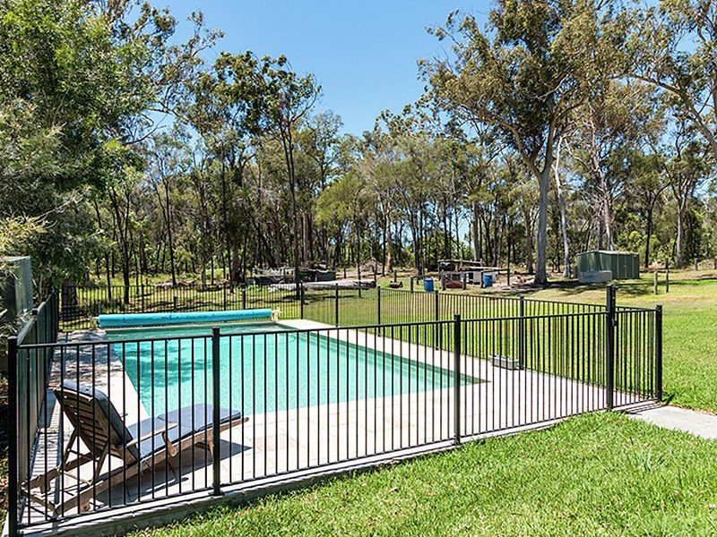 146 Orchard Road, Redland Bay QLD 4165