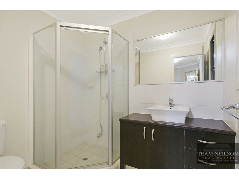 68 EBONY CR, Redland Bay QLD 4165