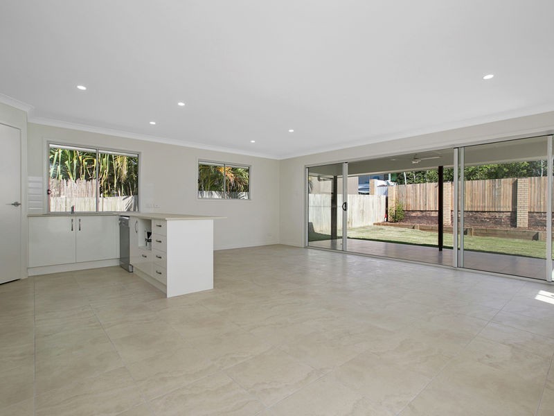 11A Chestnut Crescent, Victoria Point QLD 4165