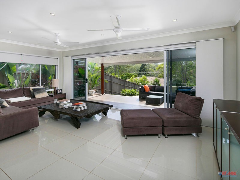 30A Pentecost Place, Redland Bay QLD 4165