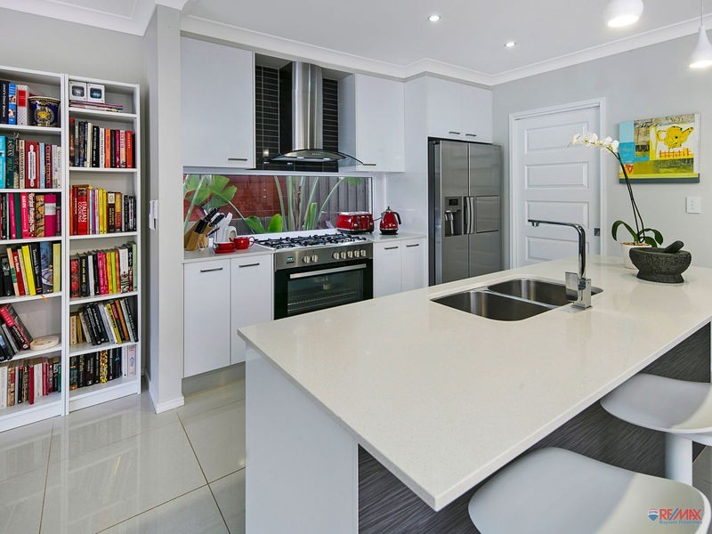 30A Pentecost Place, Redland Bay QLD 4165
