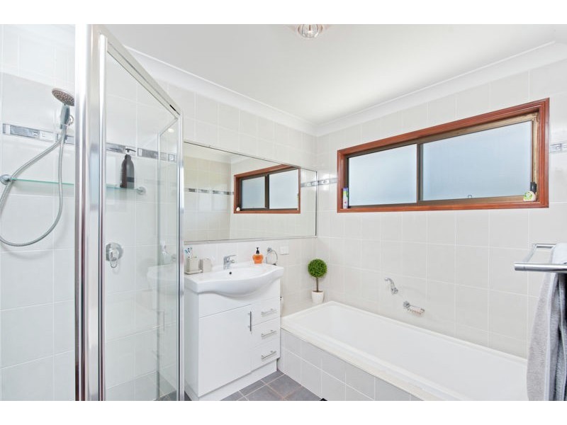 5 Court Street, Ormiston QLD 4160