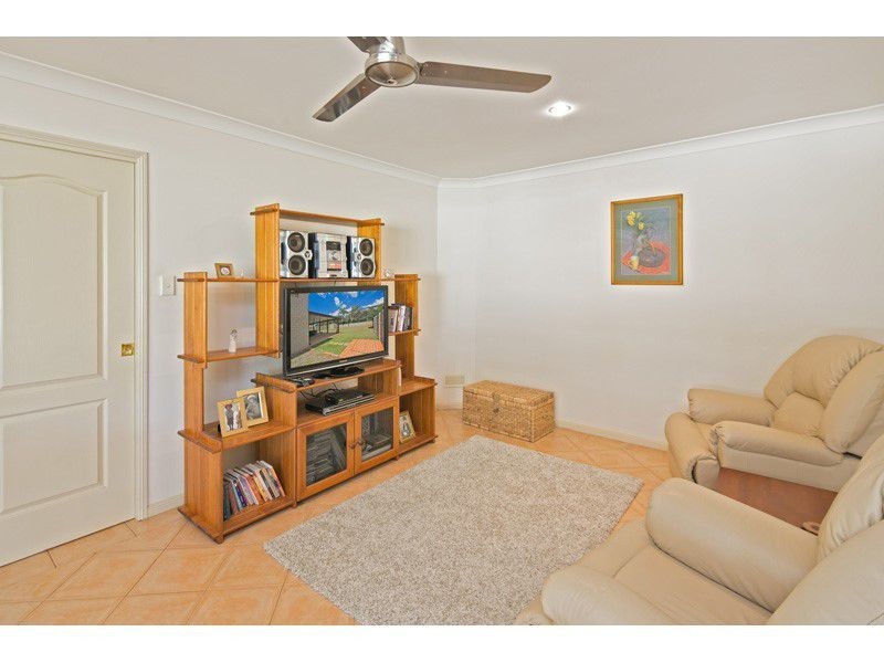 10 ST CLAIR CT, Redland Bay QLD 4165