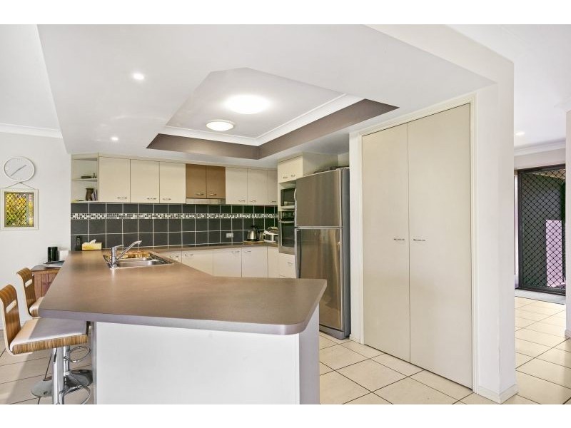 2 Lidgard Street, Thornlands QLD 4164