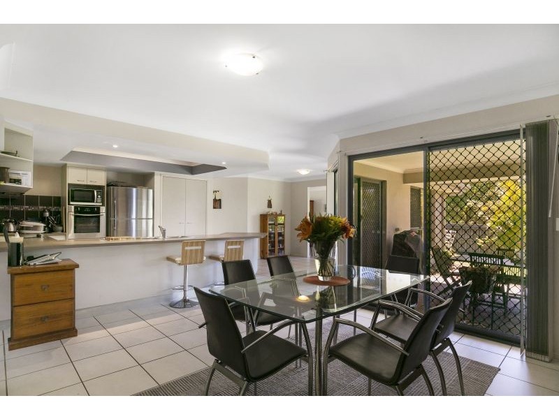 2 Lidgard Street, Thornlands QLD 4164