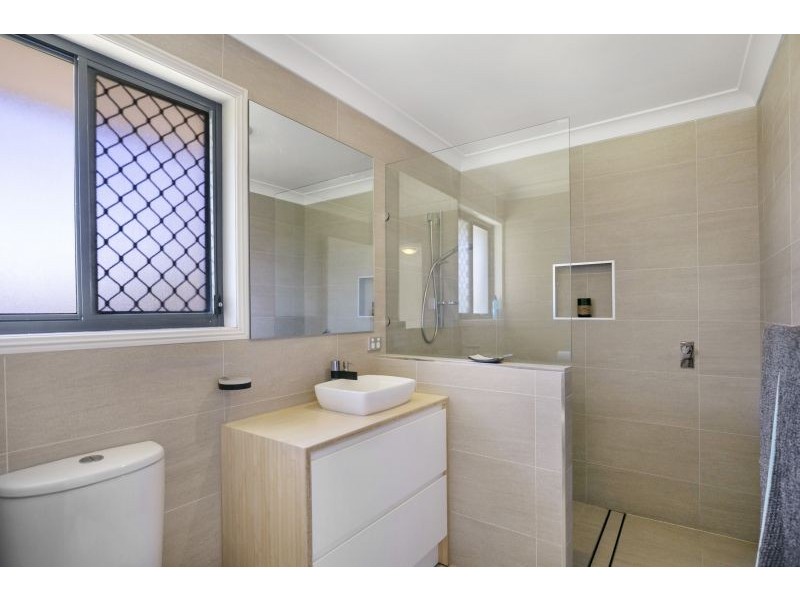 2 Lidgard Street, Thornlands QLD 4164