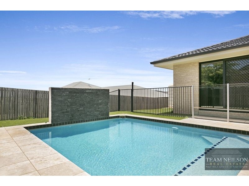 37 Cypress Street, Redland Bay QLD 4165