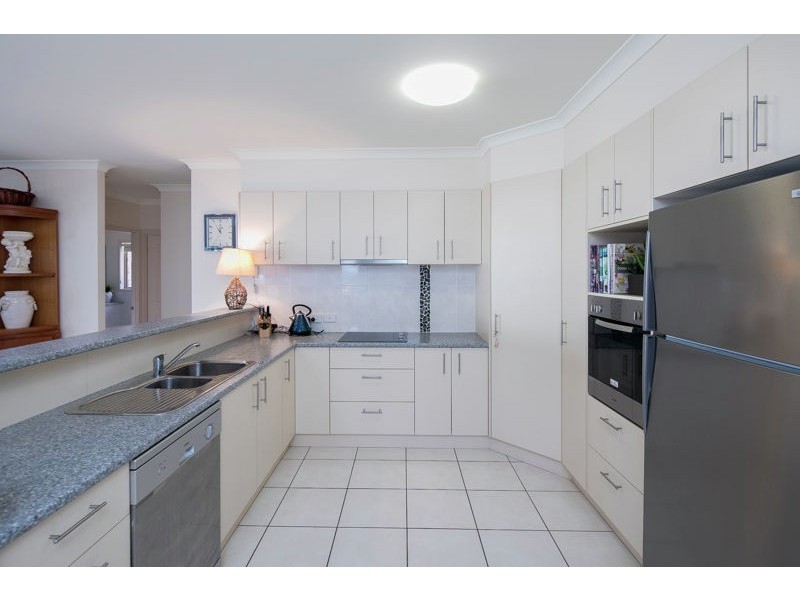 13A Nottinghill Street, Birkdale QLD 4159