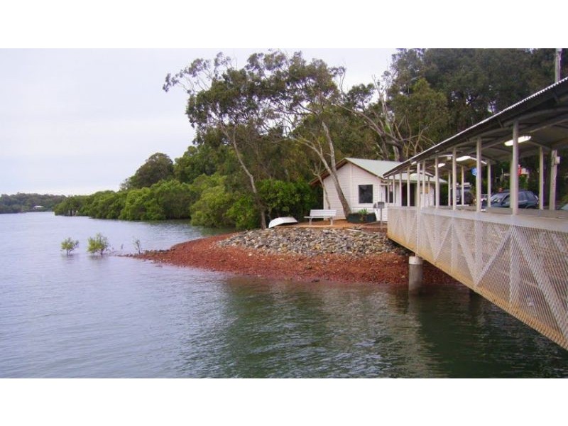 26 Pine Avenue, Lamb Island QLD 4184