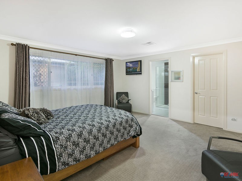 35 Oakwood Street, Capalaba QLD 4157