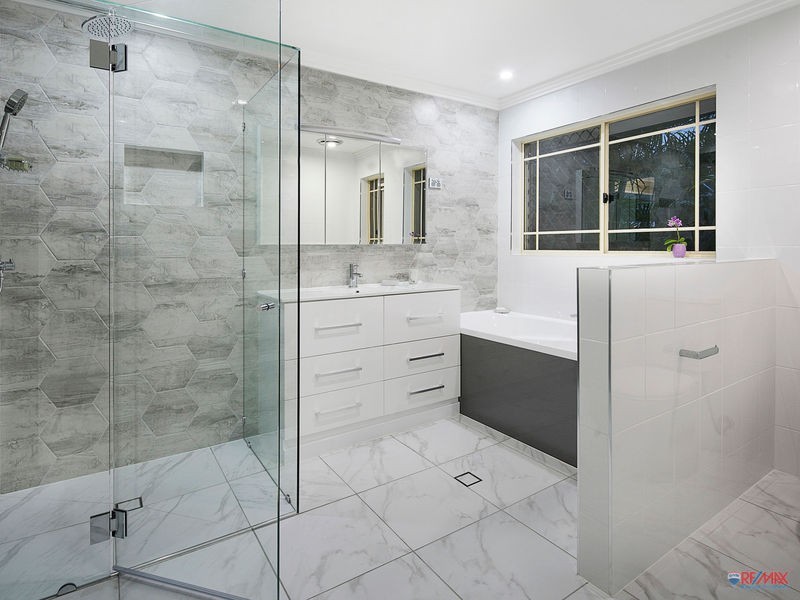 35 Oakwood Street, Capalaba QLD 4157