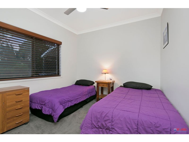 25 Clive Road, Birkdale QLD 4159