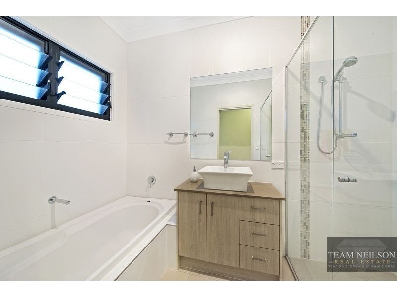 41 Compass Court, Raby Bay QLD 4163