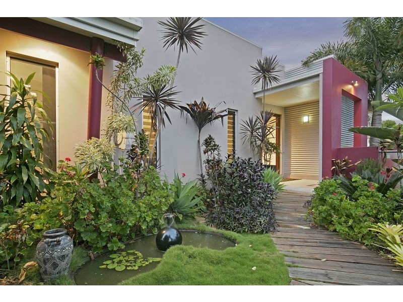 38 Attenborough Circuit, Redland Bay QLD 4165
