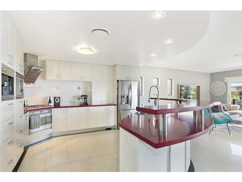 38 Attenborough Circuit, Redland Bay QLD 4165