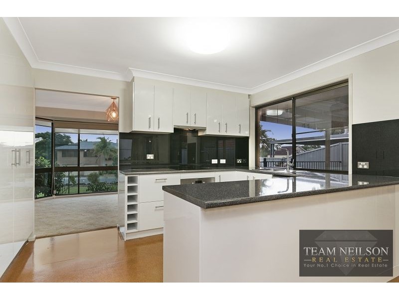 18 Mill Street, Redland Bay QLD 4165
