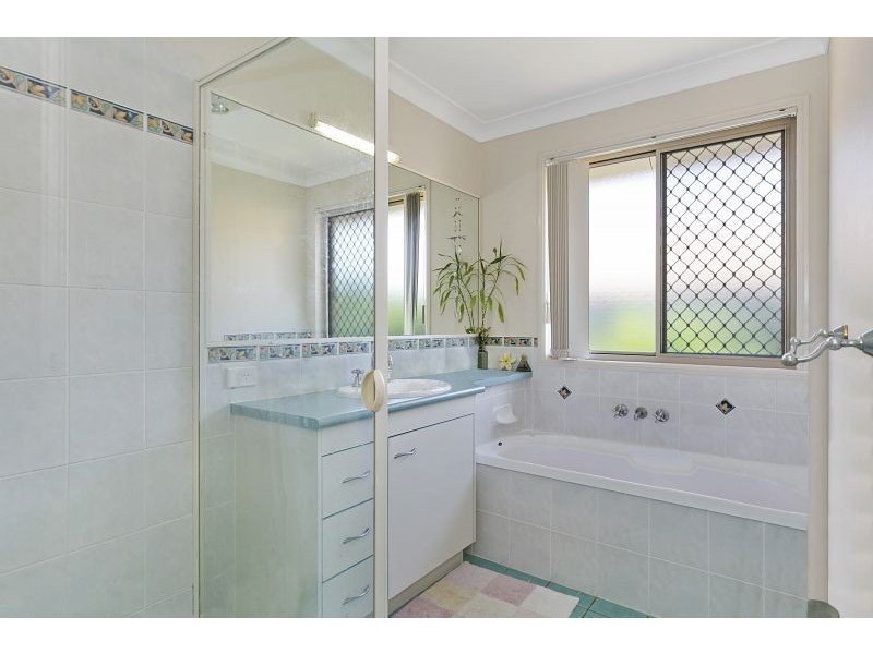 8 Rachel Place, Thornlands QLD 4164
