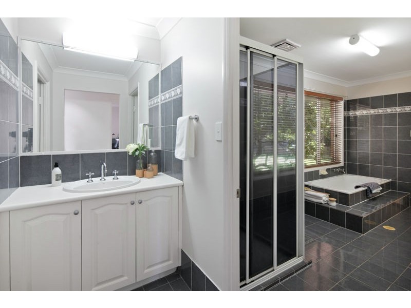 5 Traminer Court, Thornlands QLD 4164