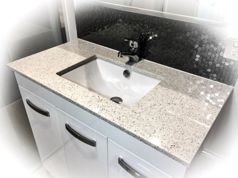 17 Norman St, Wooloowin QLD 4030