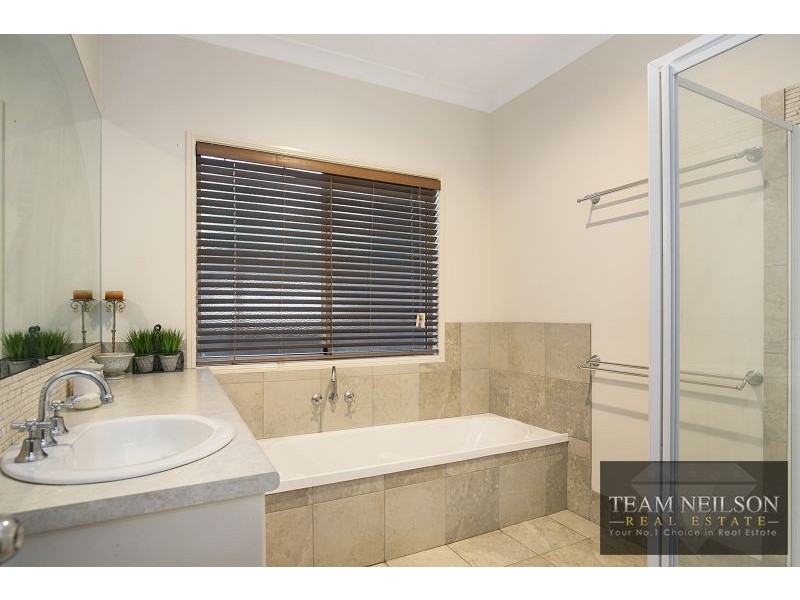 145 Mill Street, Redland Bay QLD 4165