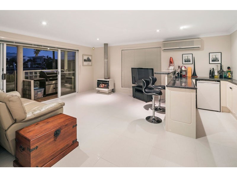 47 Plymouth Court, Raby Bay QLD 4163