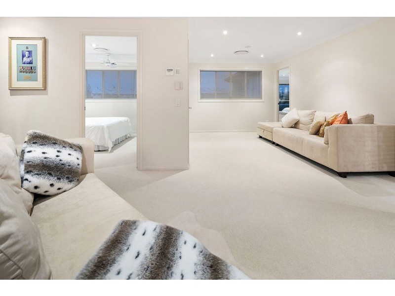 47 Plymouth Court, Raby Bay QLD 4163