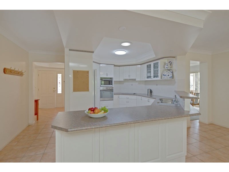 3 Wisteria Street, Ormiston QLD 4160