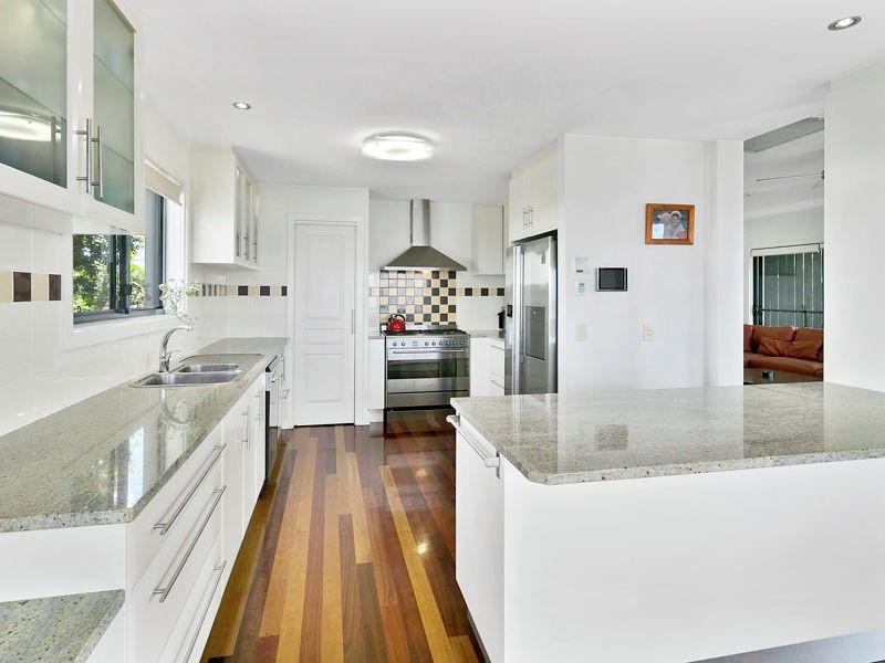 3 Keirnan Street, Redland Bay QLD 4165