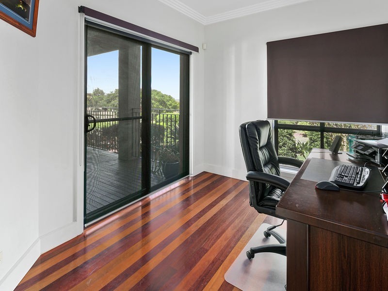 3 Keirnan Street, Redland Bay QLD 4165