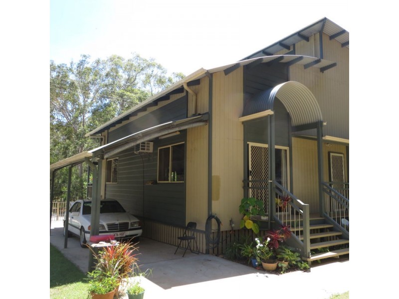 28 Kurrajong Rd, Russell Island QLD 4184
