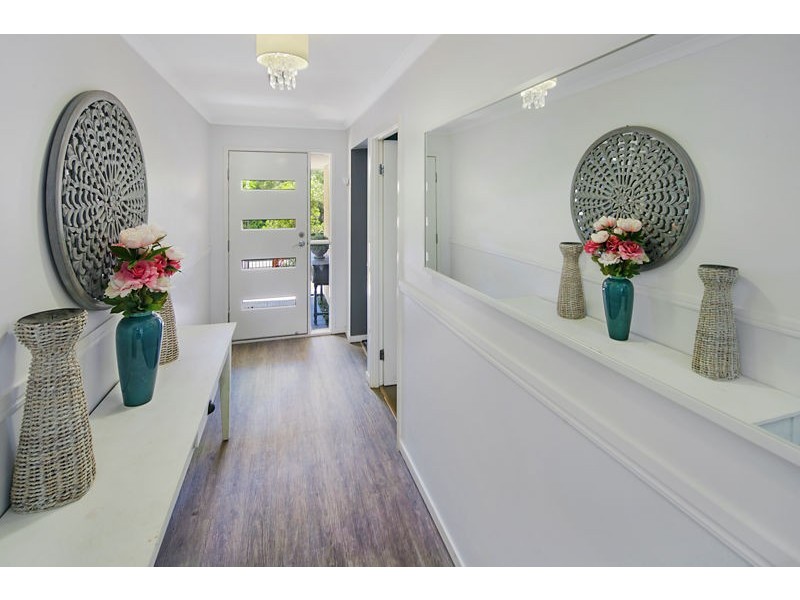 2 Valencia Springs Drive, Redland Bay QLD 4165